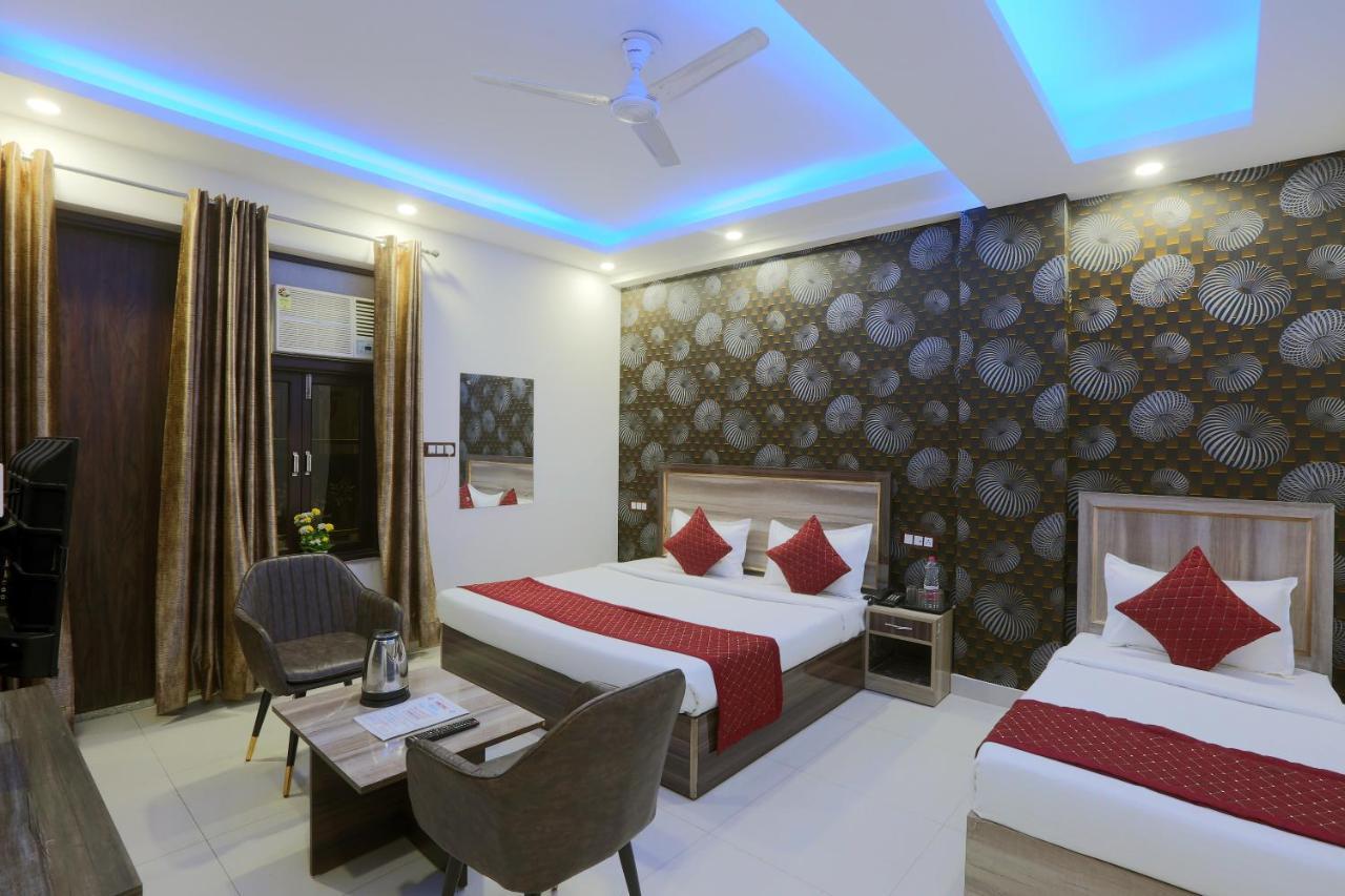 Hotel Red Velvet At Delhi Airport New Delhi Bagian luar foto